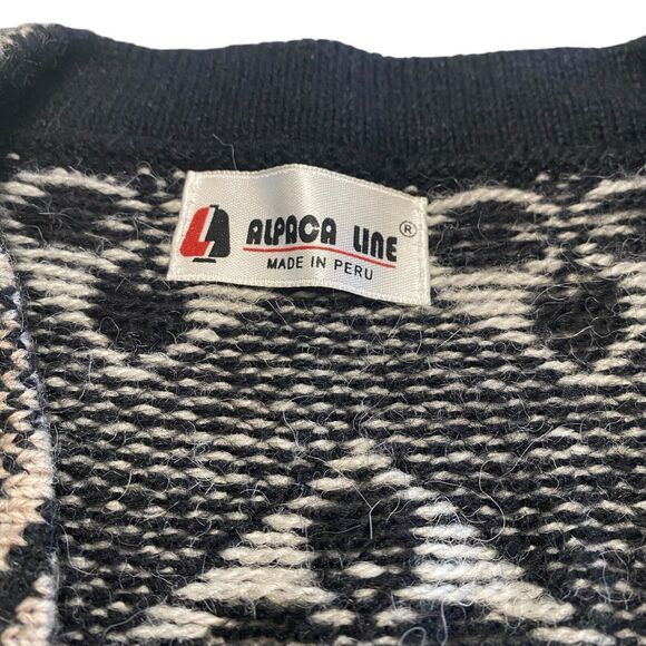 Vintage Alpaca Line Sweater Vest Open Front Black Off White Womens Peru ?SIZE - Picture 8 of 10